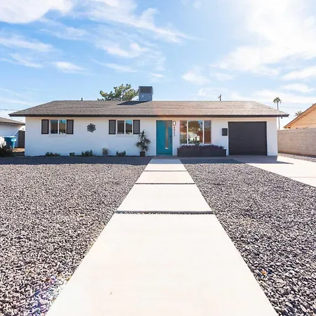 Family Retreat By Old Town With Pool Villa Phoenix Exterior photo